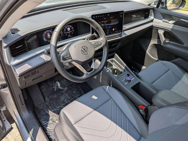 new 2025 Volkswagen Tiguan car, priced at $35,621