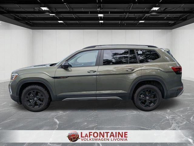 new 2025 Volkswagen Atlas car, priced at $43,971