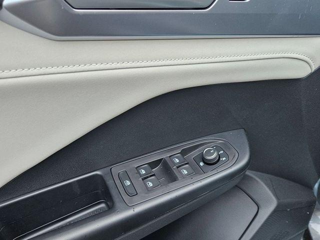 new 2025 Volkswagen Taos car, priced at $29,623