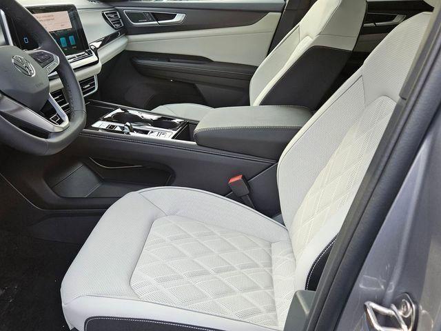 new 2025 Volkswagen Atlas Cross Sport car, priced at $49,952