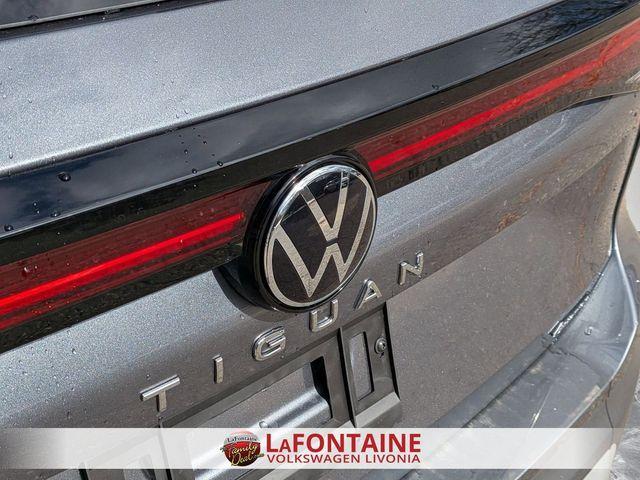 new 2025 Volkswagen Tiguan car, priced at $36,382