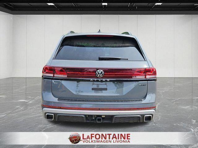 new 2025 Volkswagen Atlas car, priced at $44,899