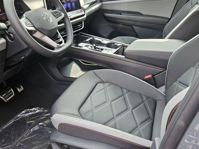 new 2025 Volkswagen Atlas car, priced at $44,899