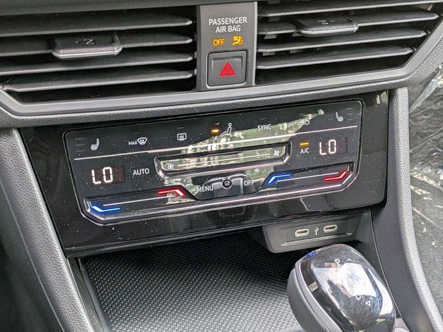 new 2025 Volkswagen Jetta car, priced at $24,323