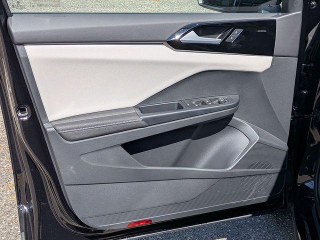 new 2025 Volkswagen Taos car, priced at $25,678