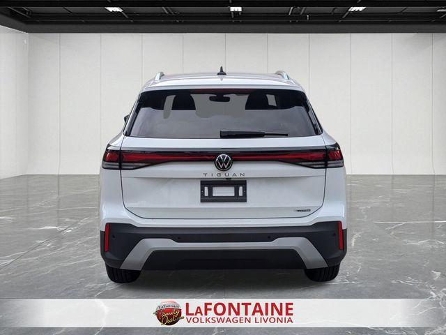 new 2025 Volkswagen Tiguan car, priced at $31,621