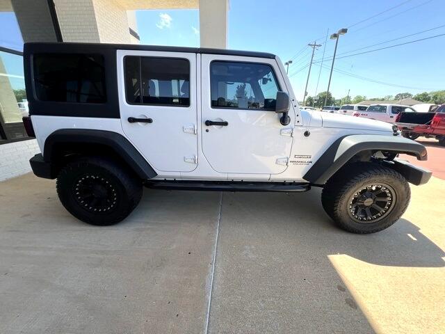 used 2013 Jeep Wrangler Unlimited car, priced at $17,000