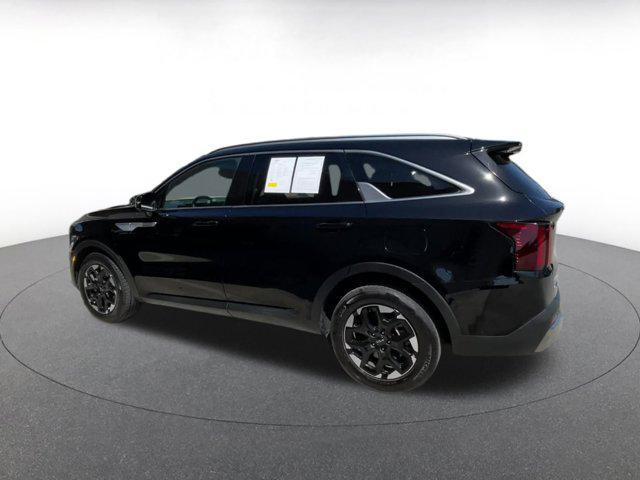 used 2024 Kia Sorento car, priced at $27,223