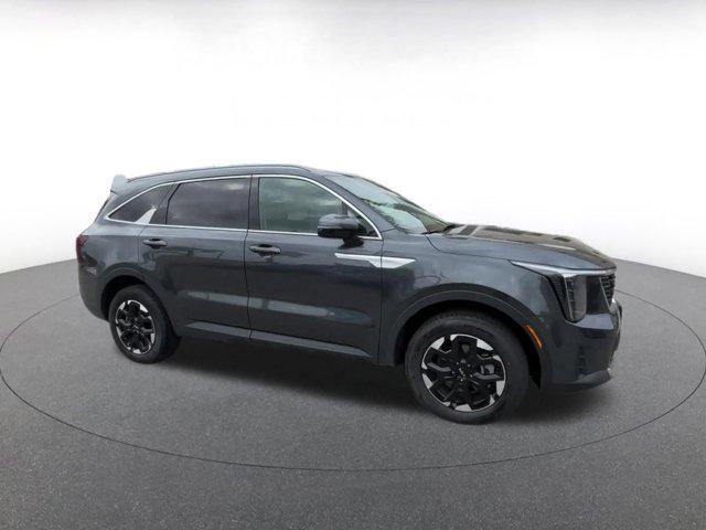 used 2024 Kia Sorento car, priced at $30,348