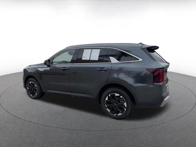 used 2024 Kia Sorento car, priced at $30,348