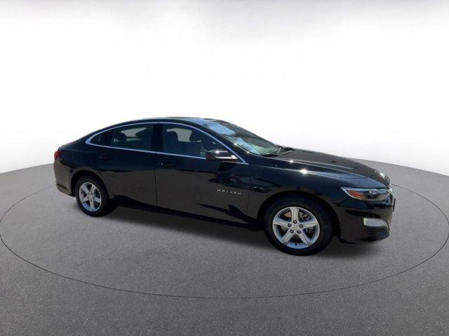 used 2024 Chevrolet Malibu car, priced at $20,118