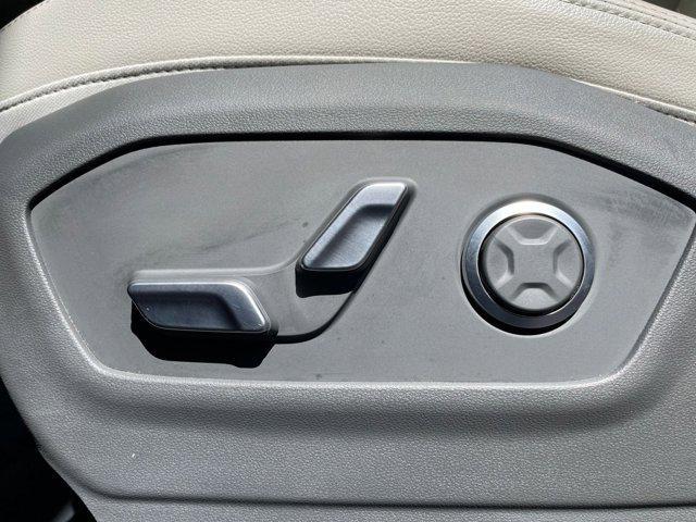 used 2024 Hyundai Santa Fe car, priced at $37,148