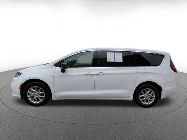 used 2024 Chrysler Pacifica car, priced at $29,596