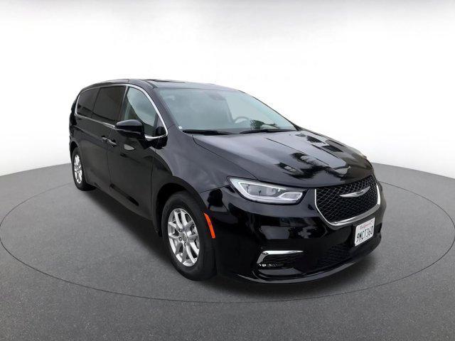 used 2024 Chrysler Pacifica car, priced at $33,846