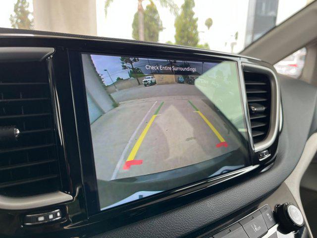 used 2024 Chrysler Pacifica car, priced at $33,846