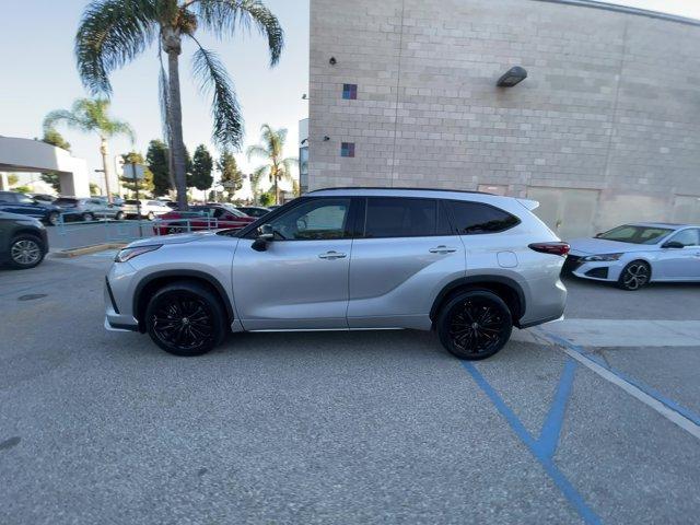 used 2024 Toyota Highlander car, priced at $43,678