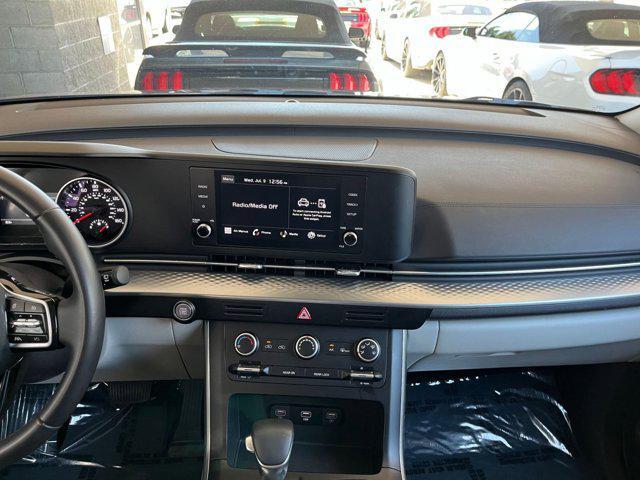 used 2024 Kia Carnival car, priced at $31,804