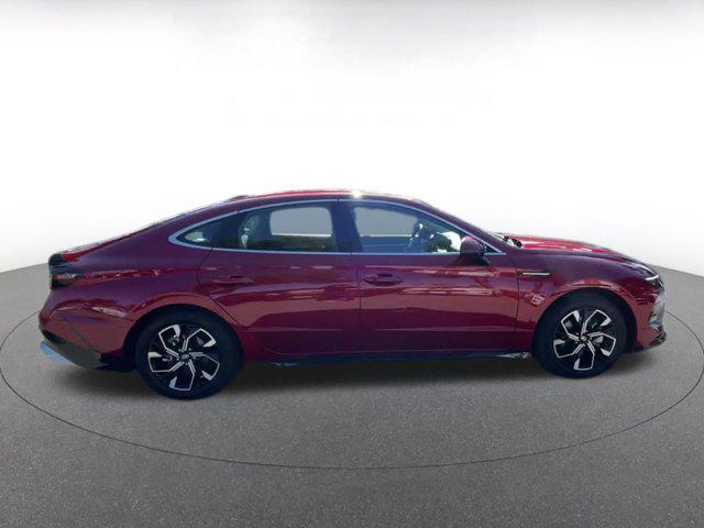 used 2025 Hyundai Sonata car, priced at $22,727