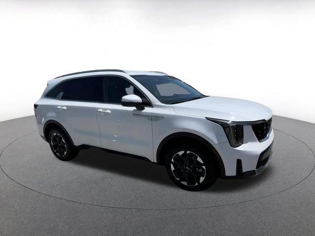 used 2024 Kia Sorento car, priced at $30,306
