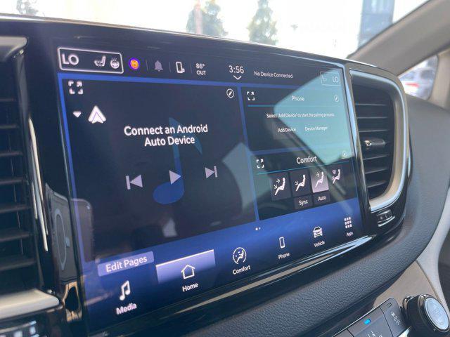 used 2024 Chrysler Pacifica car, priced at $31,336