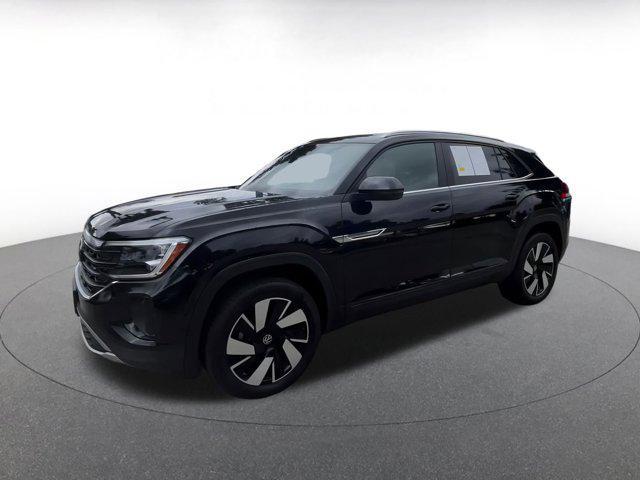 used 2025 Volkswagen Atlas Cross Sport car, priced at $34,000