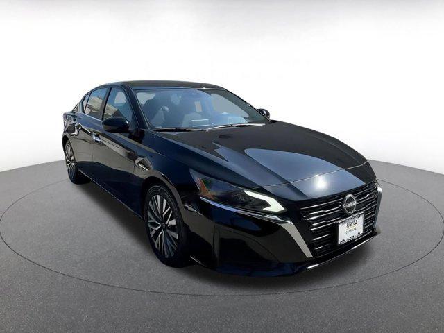 used 2023 Nissan Altima car, priced at $17,488