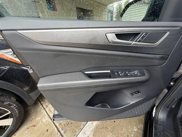 used 2025 Volkswagen Atlas Cross Sport car, priced at $33,900
