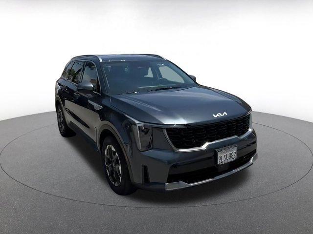 used 2024 Kia Sorento car, priced at $30,670