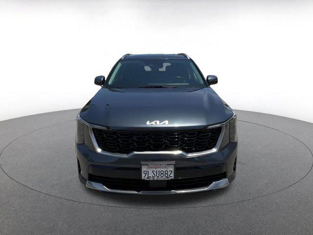 used 2024 Kia Sorento car, priced at $30,670