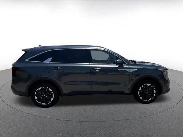 used 2024 Kia Sorento car, priced at $30,670