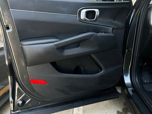 used 2024 Kia Sorento car, priced at $30,670