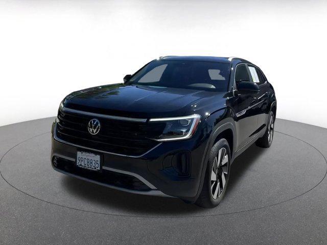 used 2025 Volkswagen Atlas Cross Sport car, priced at $33,200