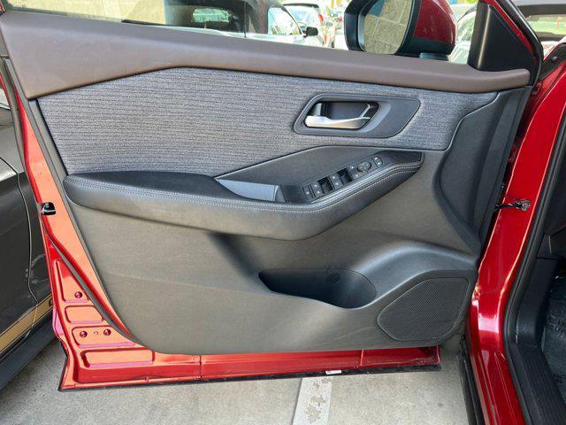 used 2023 Nissan Rogue car, priced at $21,618