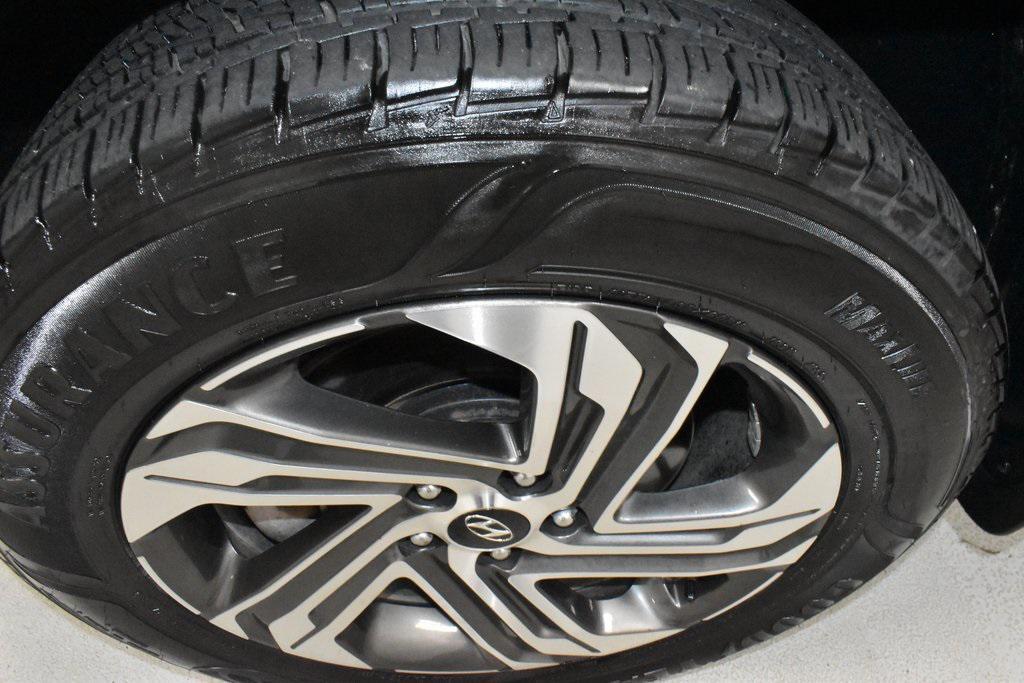 used 2023 Hyundai Santa Fe car, priced at $22,498