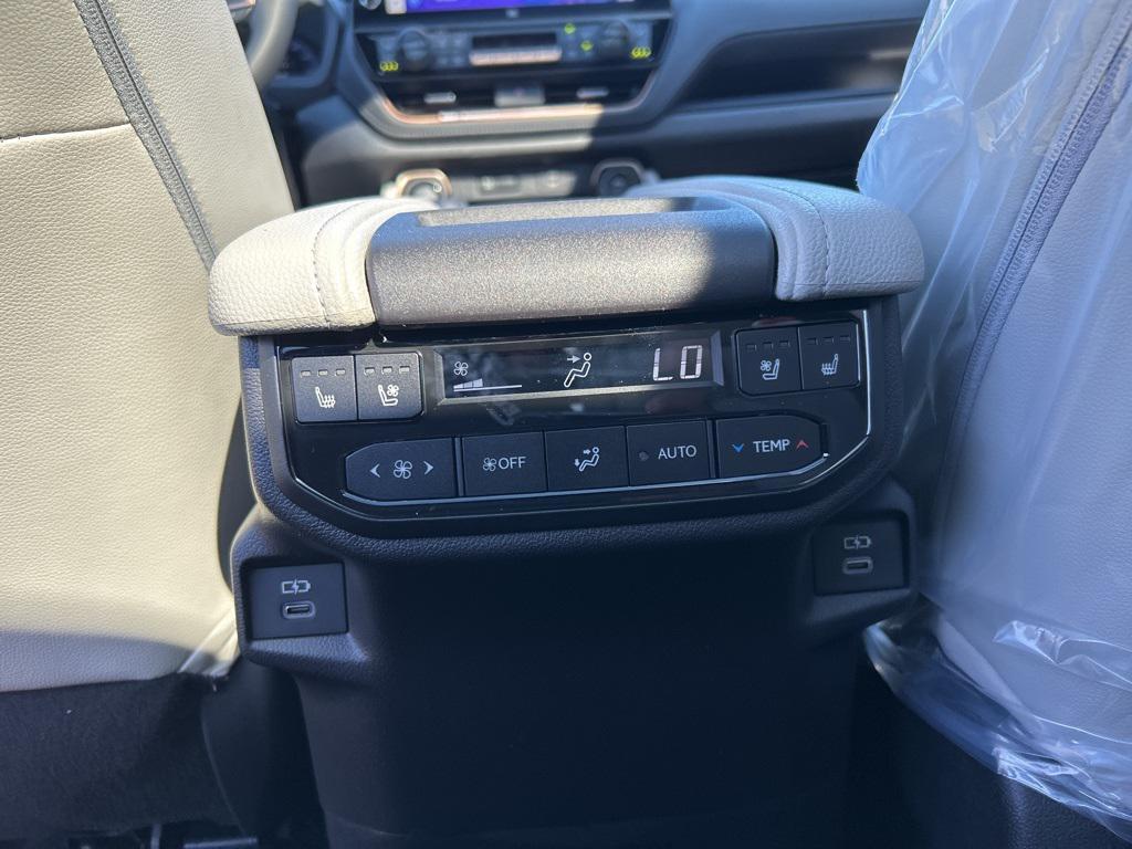 new 2026 Toyota Grand Highlander Hybrid car, priced at $61,768