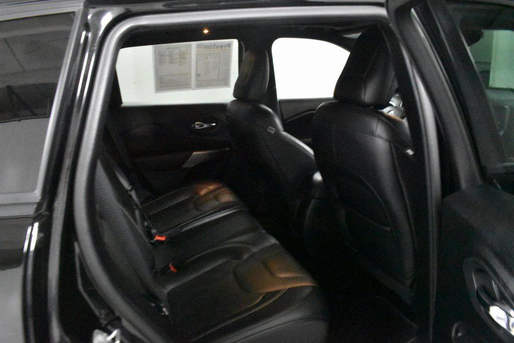 used 2021 Jeep Cherokee car, priced at $23,998