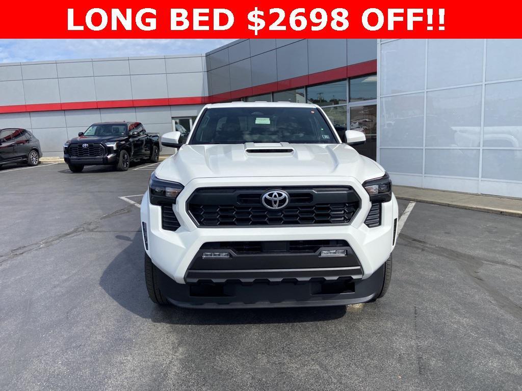new 2025 Toyota Tacoma car, priced at $44,625