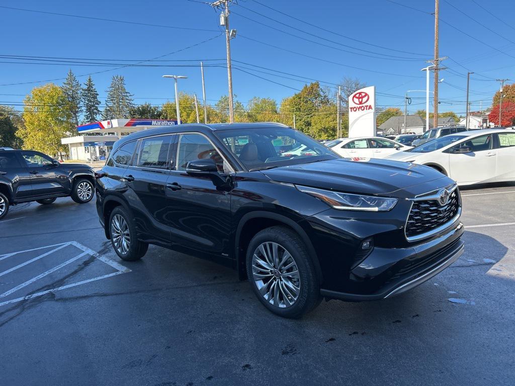new 2026 Toyota Highlander Hybrid car, priced at $57,387