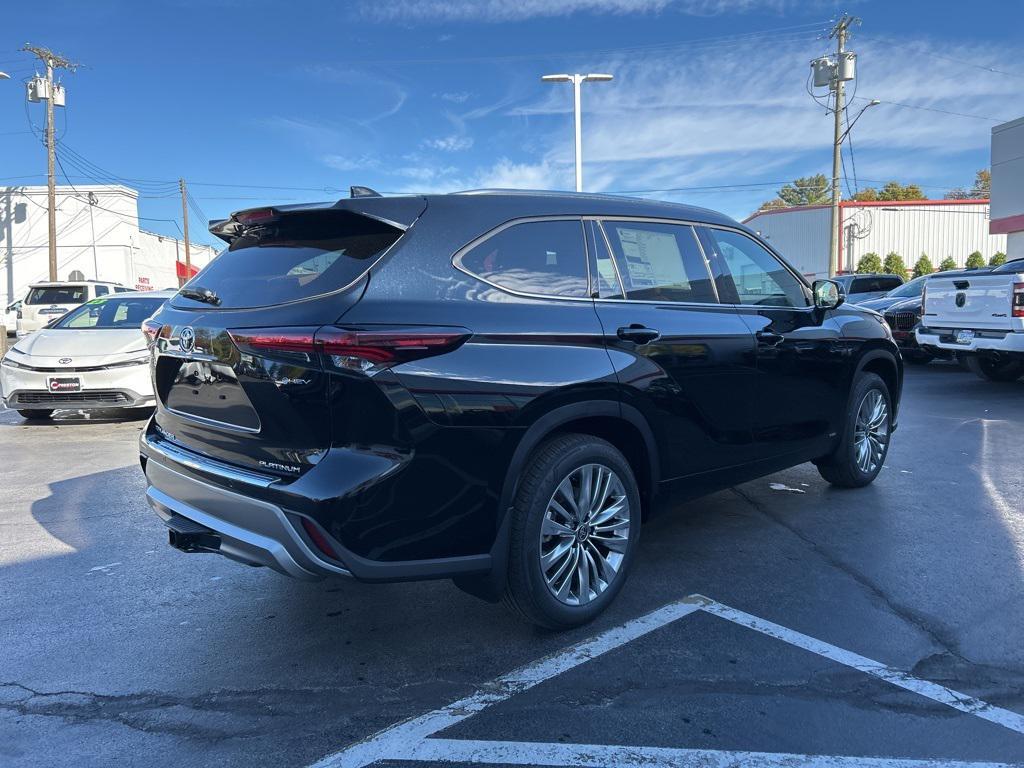 new 2026 Toyota Highlander Hybrid car, priced at $57,387