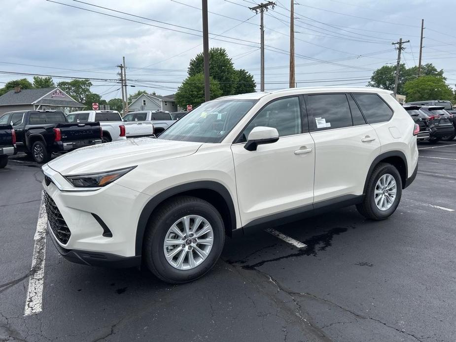 new 2024 Toyota Grand Highlander car