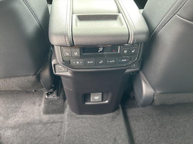 new 2025 Toyota Grand Highlander car, priced at $58,998