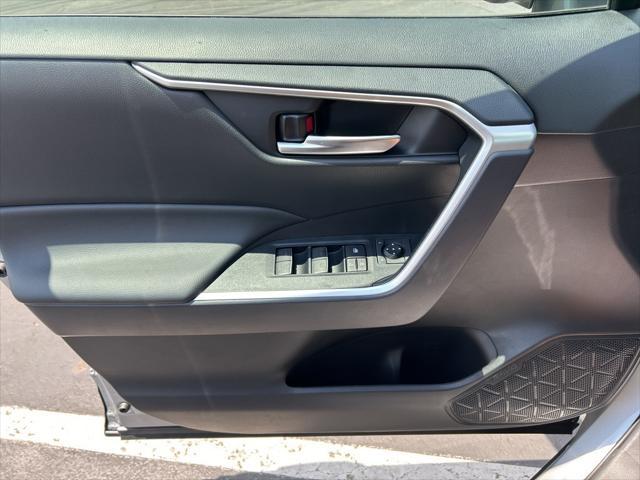 new 2025 Toyota RAV4 car