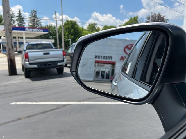 new 2025 Toyota RAV4 car