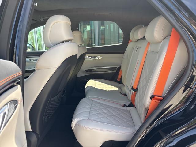new 2026 Genesis GV70 car