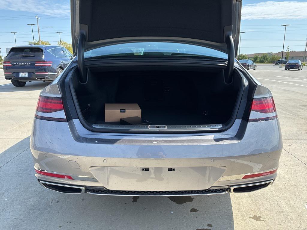 new 2026 Genesis G90 car