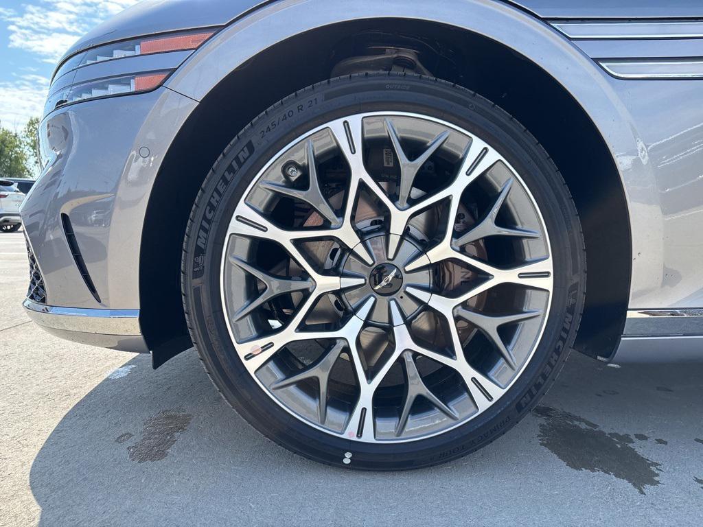 new 2026 Genesis G90 car