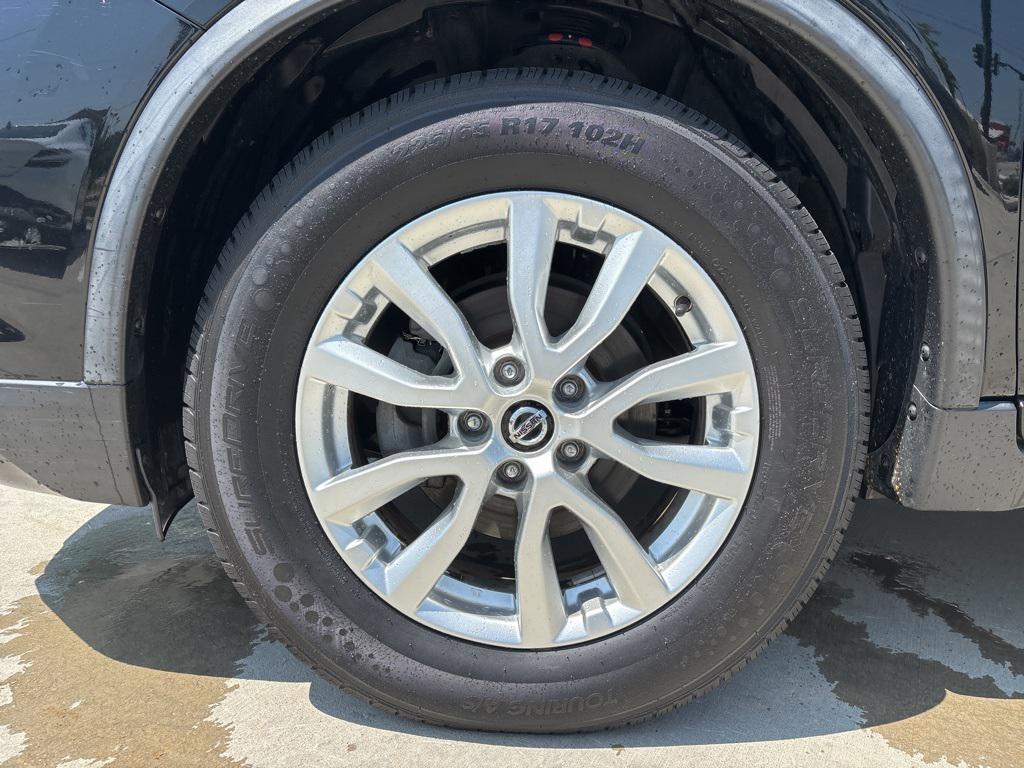 used 2020 Nissan Rogue car, priced at $16,200
