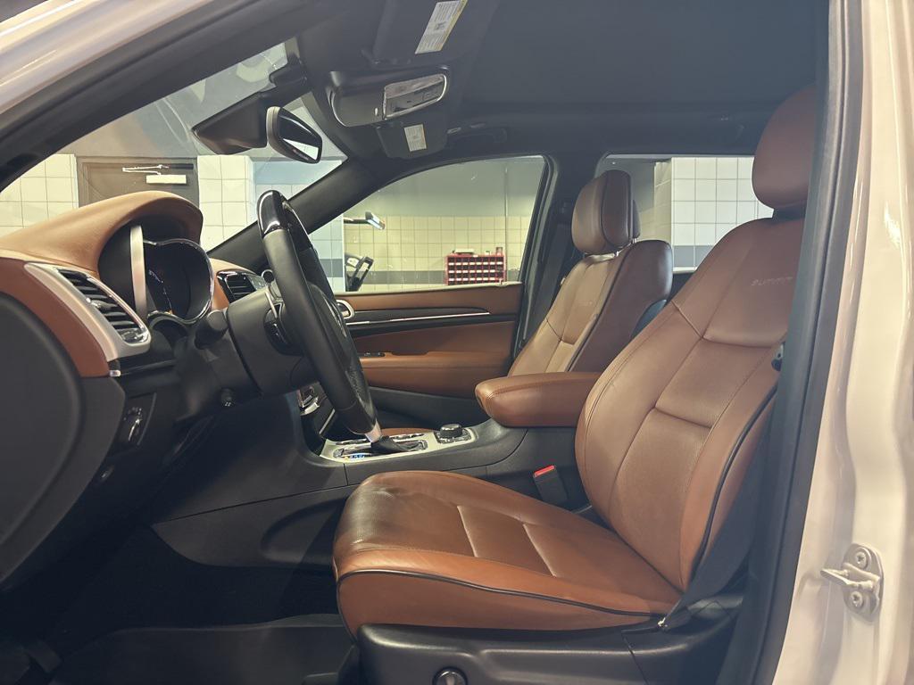 used 2020 Jeep Grand Cherokee car, priced at $25,989