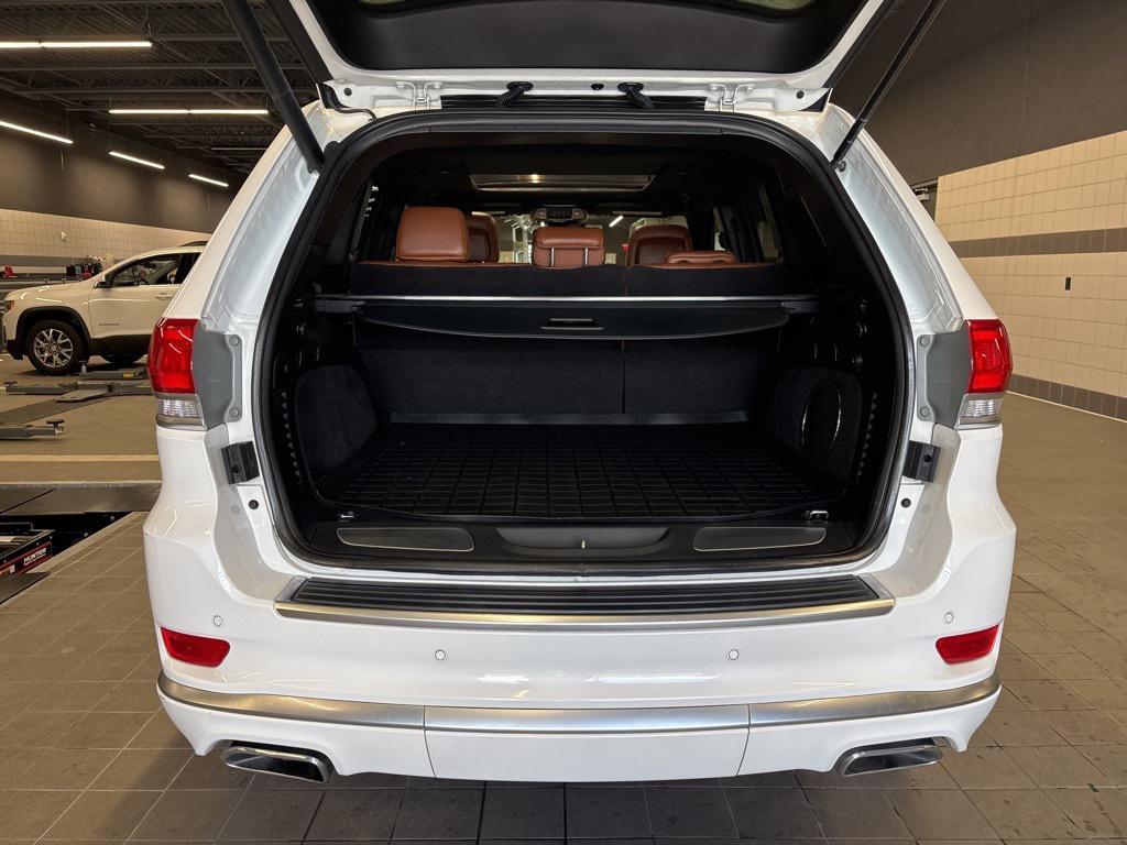 used 2020 Jeep Grand Cherokee car, priced at $25,989