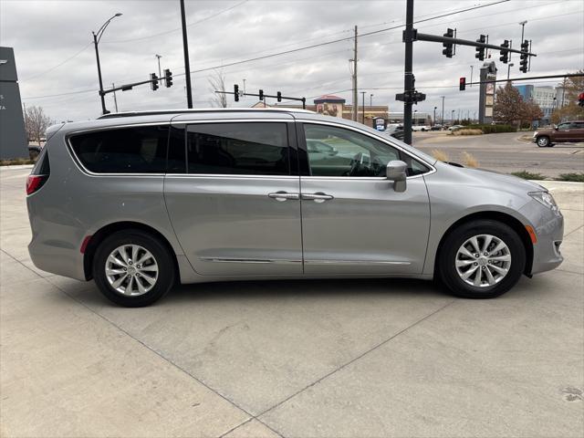 used 2018 Chrysler Pacifica car, priced at $15,875